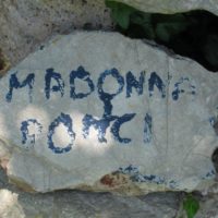 /></noscript>
<meta itemprop=